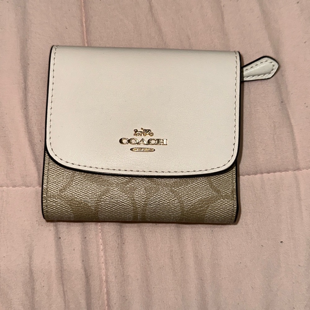 Coach Small Trifold Wallet in Signature Canvas